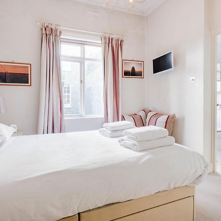 Classy And Spacious One Bedroom Flat In Amazing Location Londres Exterior foto