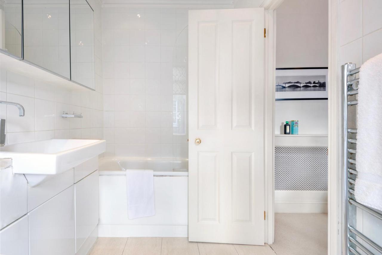 Classy And Spacious One Bedroom Flat In Amazing Location Londres Exterior foto